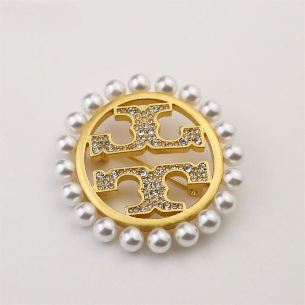 💎 Tory Burch Pearl Crystal Logo Brooch ✨